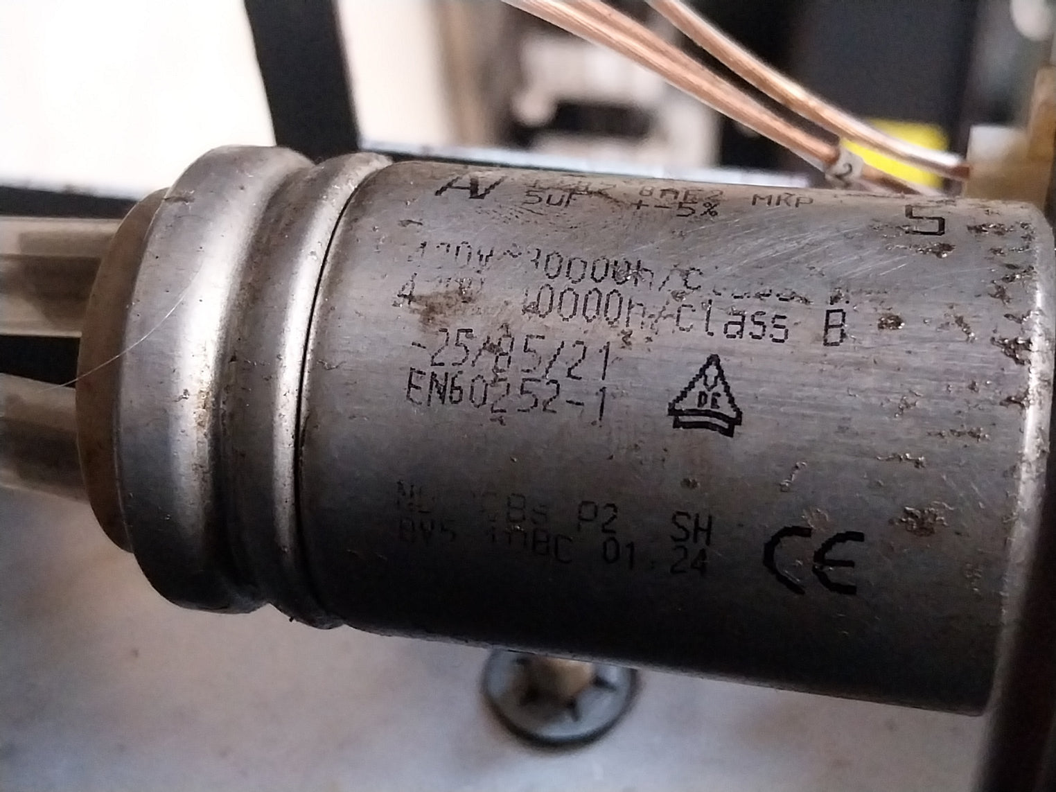 Siemens Simovert 6Se7033-2Tg60-z Masterdrive Dc Inverter Chassis Unit