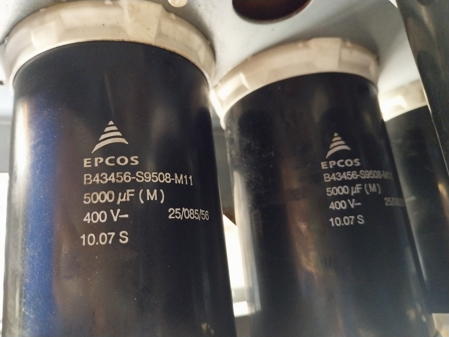 Siemens Simovert 6Se7033-2Tg60-z Masterdrive Dc Inverter Chassis Unit