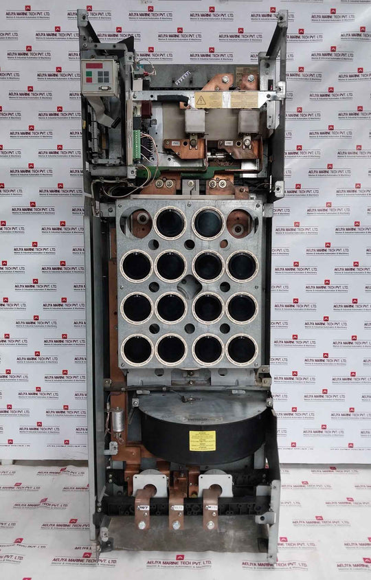Siemens 6Se7033-7Tg60-z Simovert Vc Dc Inverter Chassis Unit 6Se7031-2Hf84-1Bg0