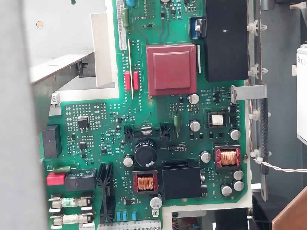 Siemens 6Se7033-7Tg60-z Simovert Vc Dc Inverter Masterdrive Dc 510-650V 440.0 A