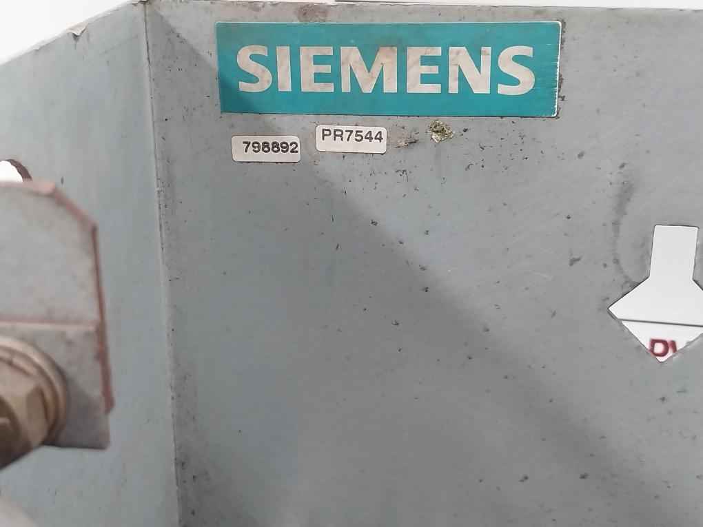 Siemens 6Se7033-7Tg60-z Simovert Vc Dc Inverter Masterdrive Dc 510-650V 440.0 A