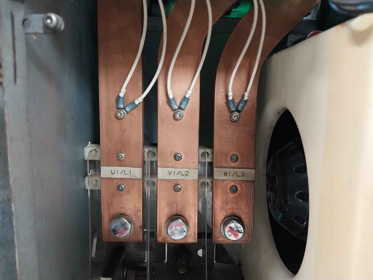 Siemens 6Se7036-1Ee85-0Aa0 Common Rectifier Master Drive Infeed Module 380-480V