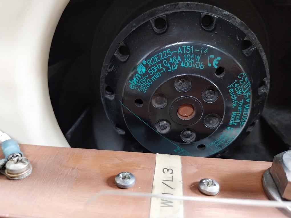 Siemens 6Se7036-1Ee85-0Aa0 Simovert P Master Drive 3Ac 380-480V 526 A 50/60Hz