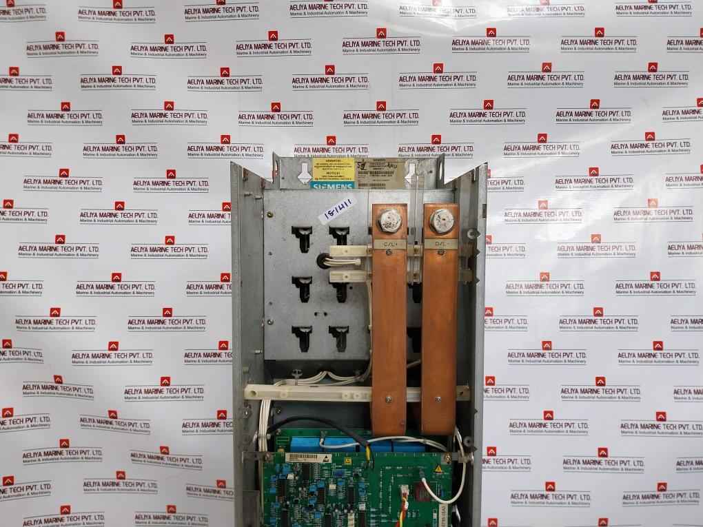 Siemens 6Se7036-1Ee85-0Aa0 Simovert P Master Drive 3Ac 380-480V 526 A 50/60Hz