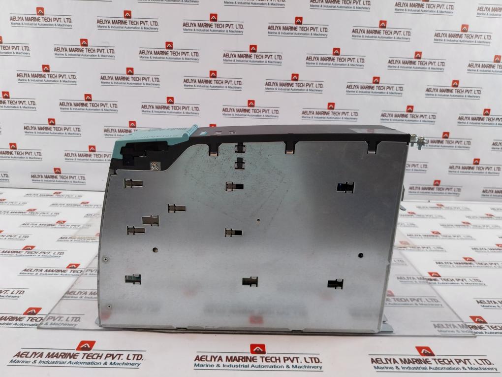 Siemens 6SL3130-7TE21-6AA3 Frequency Converter DC 600V 27A 16KW