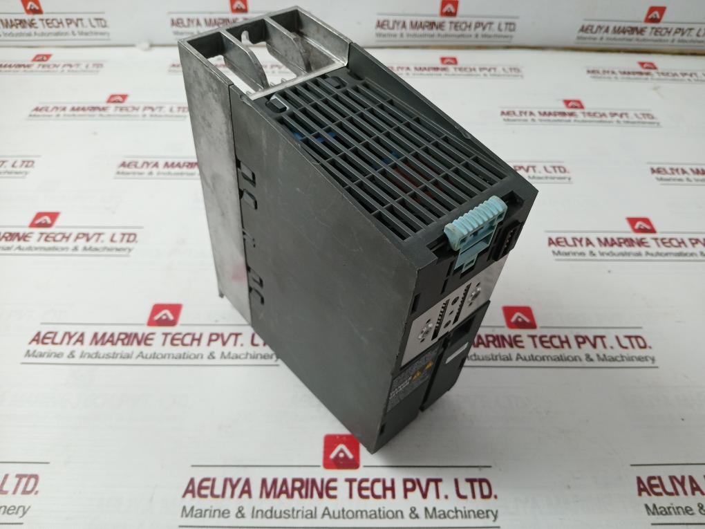 Siemens 6Sl3210-1Pe14-3Ul1 Power Module 30Ac 380-480V 0-550Hz 4.1A