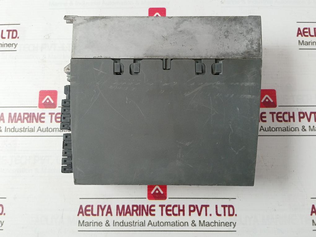 Siemens 6Sl3210-1Pe14-3Ul1 Power Module 30Ac 380-480V 0-550Hz 4.1A