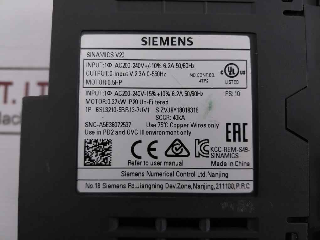 Siemens 6Sl3210-5Bb13-7Uv1 Sinamics V20 Inverter Drive Ac200-240V 6.2A 50/60 Hz