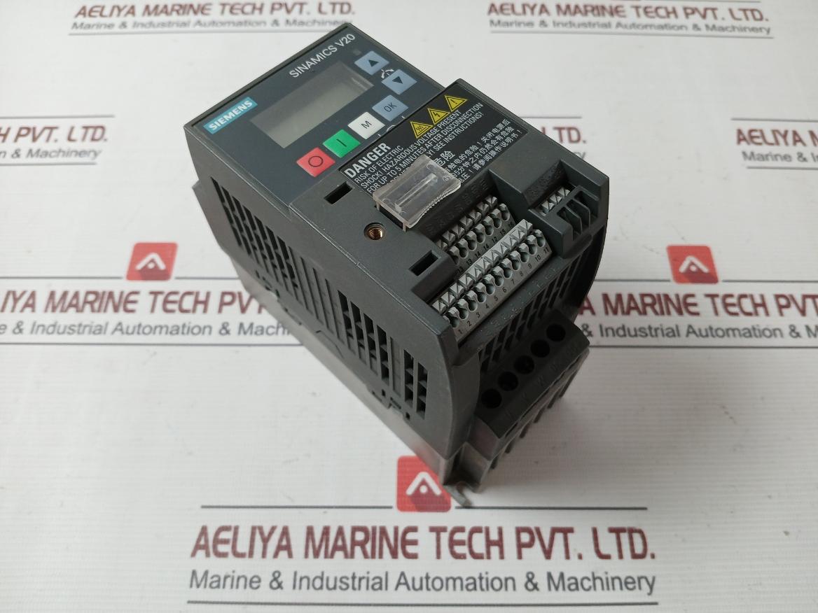 Siemens 6Sl3210-5Bb15-5Bv1 Frequency Converter Ac200-240V 0.55Kw
