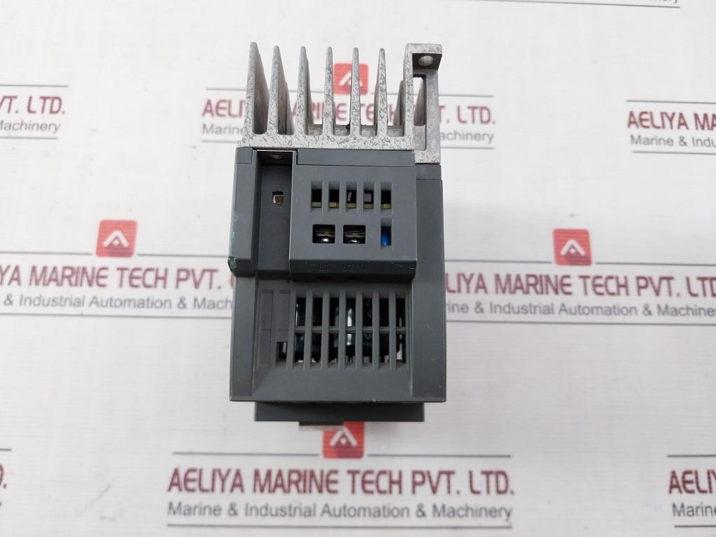 Siemens 6Sl3210-5Bb15-5Uv1 Uss/Modbus Rtu W/ Built-in Bop Protection