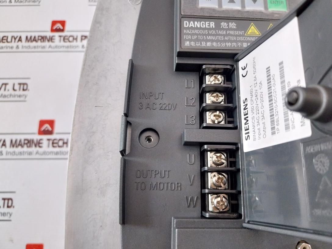 Siemens 6Sl3210-5Cc21-0Ua0 Sinamics Controlled Power Module V60 Cpm60.1 0-200V&nbsp;