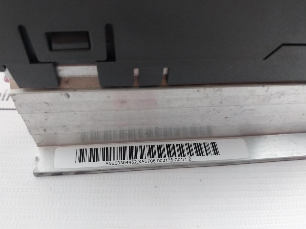 Siemens 6Sl3211-0Ab15-5Ua1 Ac Drive 7.7A 47-63Hz 200-240V Ip20 C01/1.20