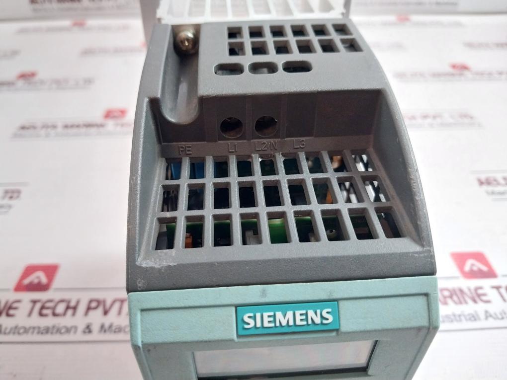 Siemens 6Sl3211-0Ab15-5Ua1 Ac Drive 7.7A 47-63Hz 200-240V Ip20 C01/1.20