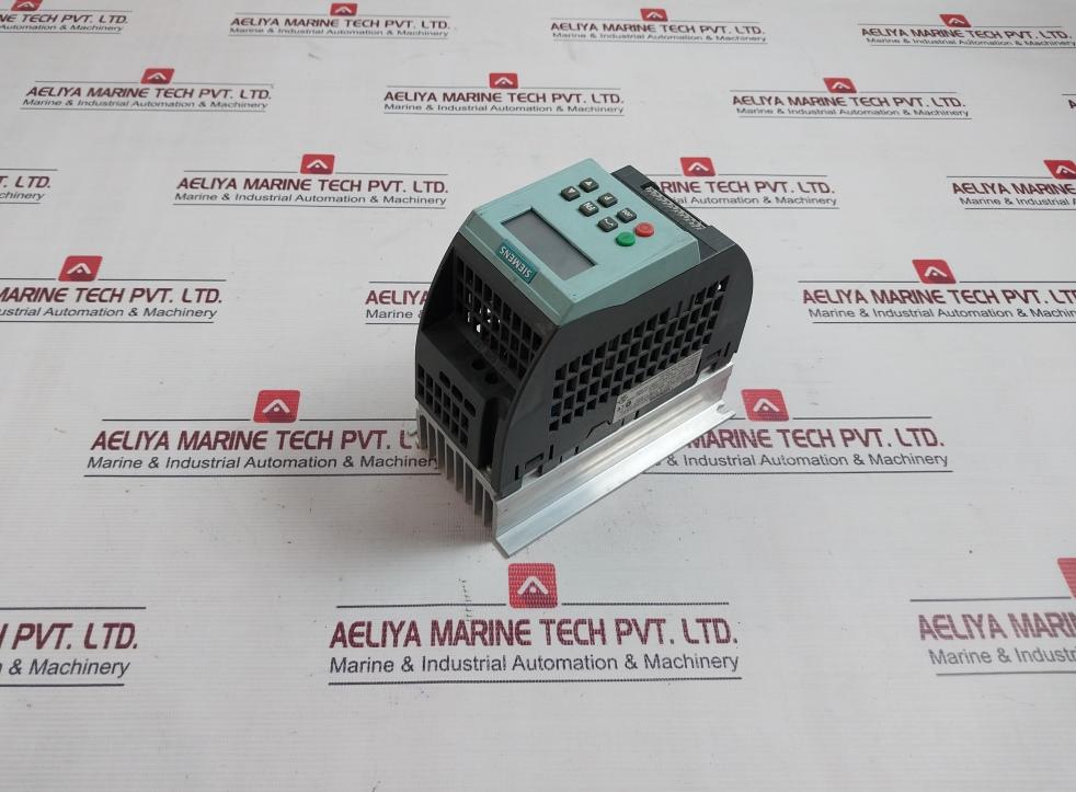 Siemens 6Sl3211-0Ab15-5Ua1 Ac Drive 7.7A 47-63Hz 200-240V Ip20 C01/1.20