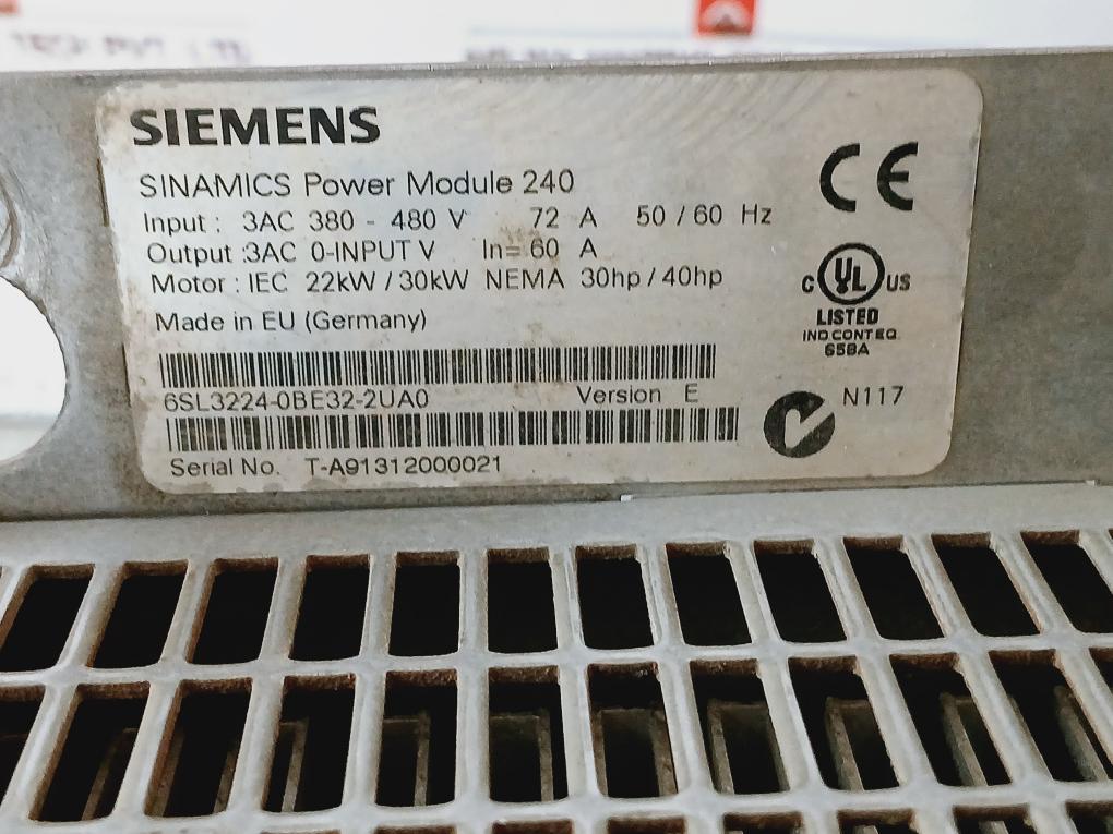 Siemens 6Sl3224-0Be32-2Ua0 Sinamics Power Module 240 Ver: E 3Ac 380-480V