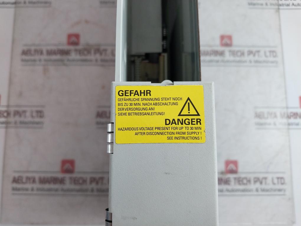 Siemens 6Sn1123-1Aa00-0Ha1 Simodrive Power Module Lt-modul Int.8A Version: A