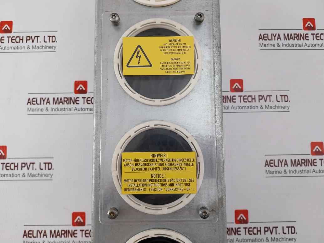 Siemens 6Sy7000-0Ad74 Masterdrive Dc Link Capacitor Rack Module 400V Dc