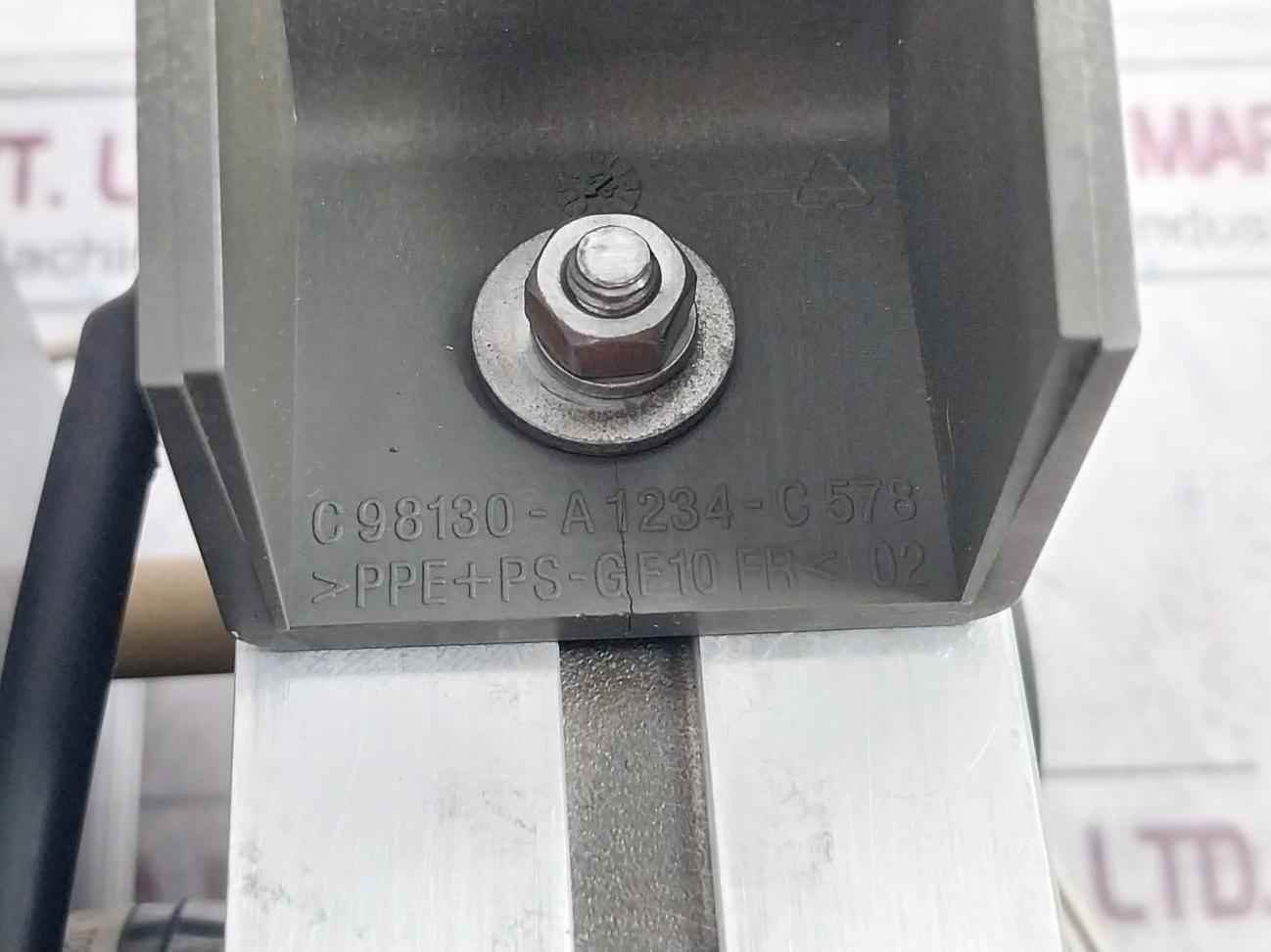 Siemens 6Sy7010-0Ab40 Scr Thyristor Block C98130-a1235-b270-03-07