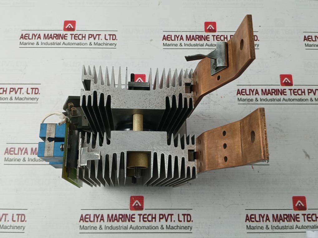 Siemens 6Sy7010-0Ab40 Scr Thyristor Block Module C98130-a1235-b270-03-07