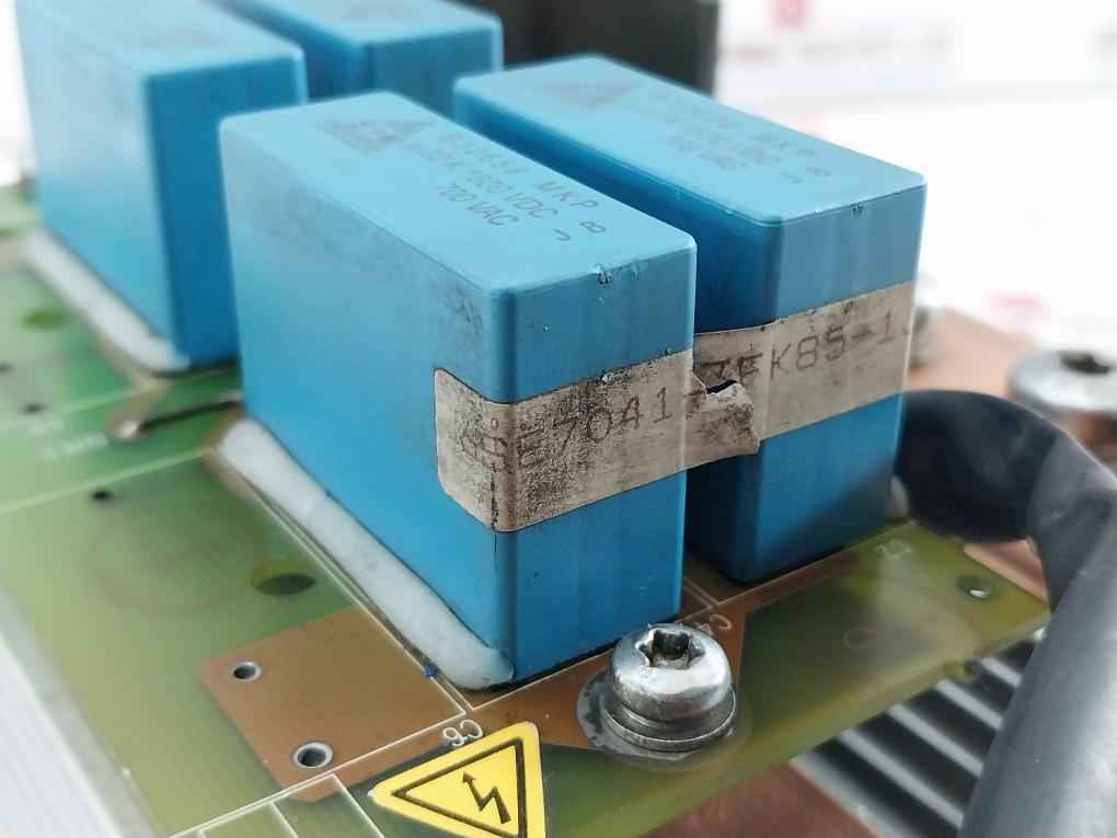 Siemens 6Sy7010-0Ab41 Scr Thyristor Module C98130-a1235-b271-03-07