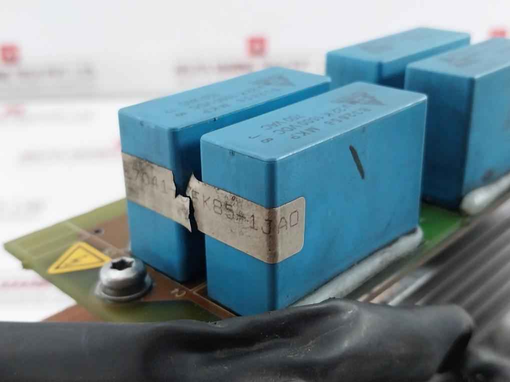 Siemens 6Sy7010-0Ab41 Scr Thyristor Module C98130-a1235-b271-03-07