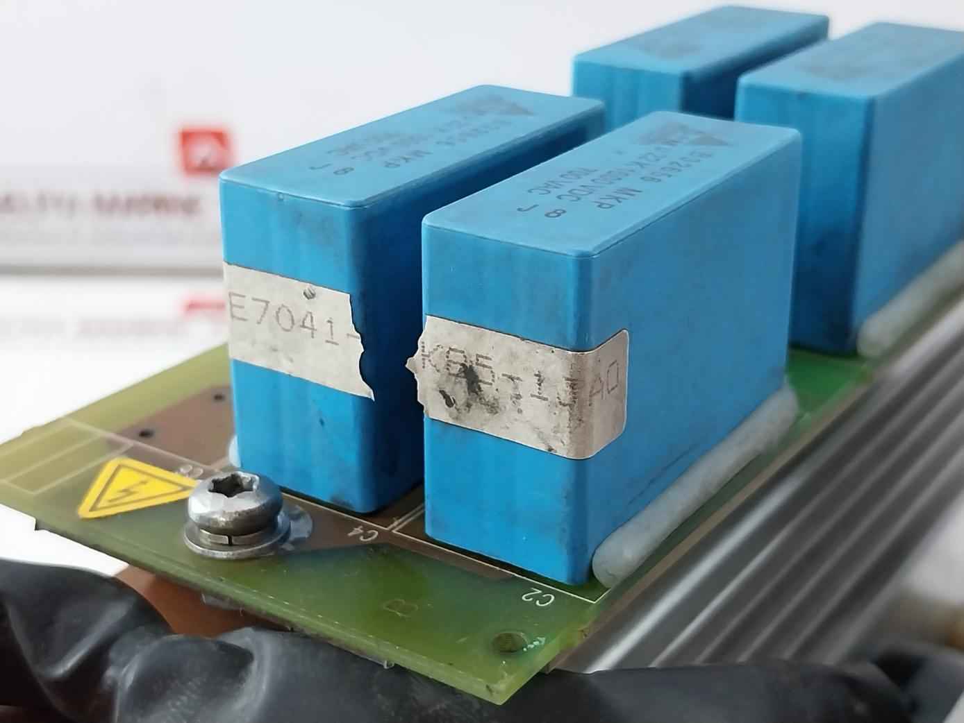 Siemens 6Sy7010-0Ab41 Thyristor Module Ip303 C98130-a1235-b271-03-07