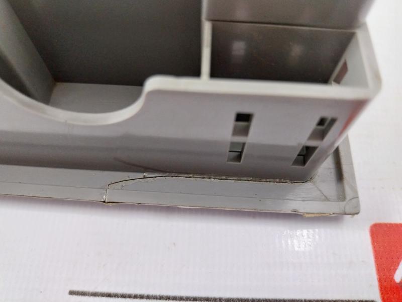 Siemens 6av6 643-0db01-1ax1 Touch Multi Hmi Panel Single Phase S C-w3m54108