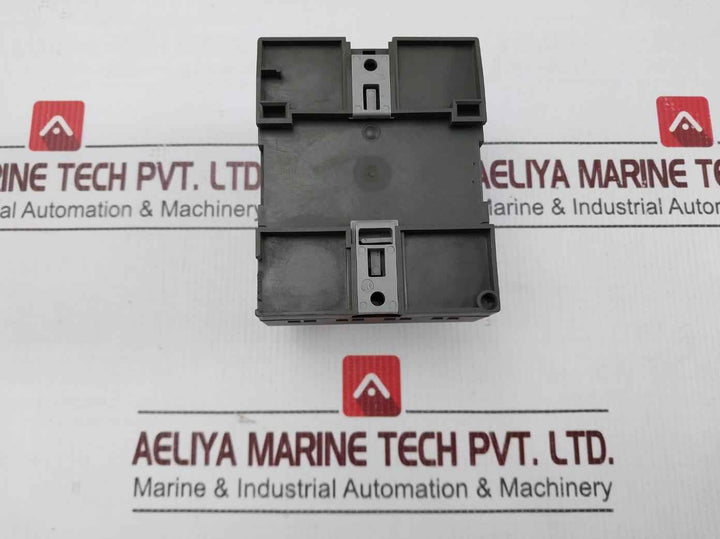 Siemens 6ed1 052-1md00-0ba3 Logo Logic Module Dc 24v 8a/ac 240v 10a