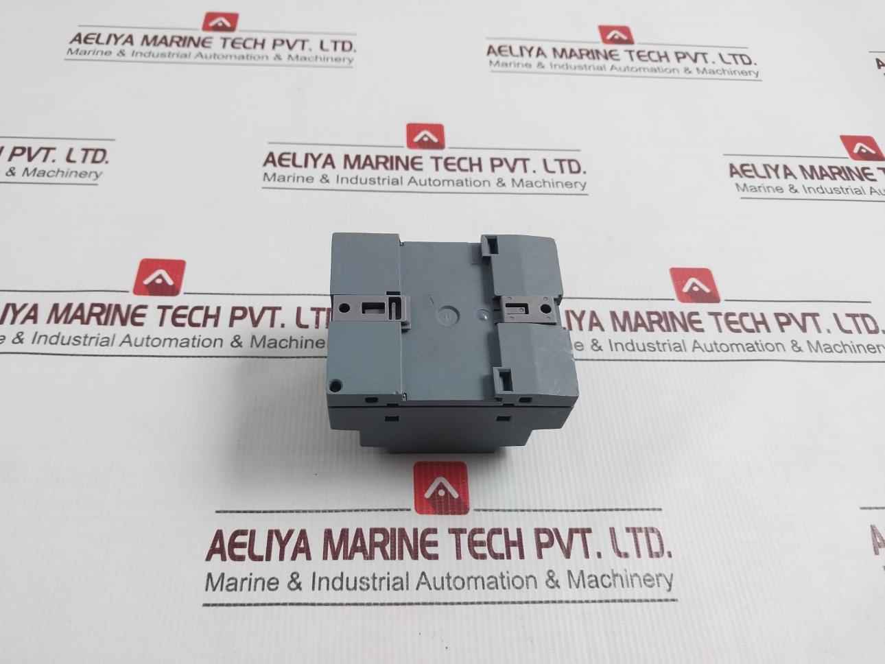 Siemens 6ed1052-1md08-0ba0 Logo Bm 12/24rce Programmable Logic Module 12/24v Dc