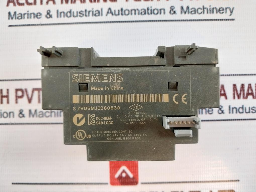 Siemens 6ed1 052-2md00-0ba6/ 6ed1 055-1mb00-0ba1 Logo! 12/24rco Logic Module