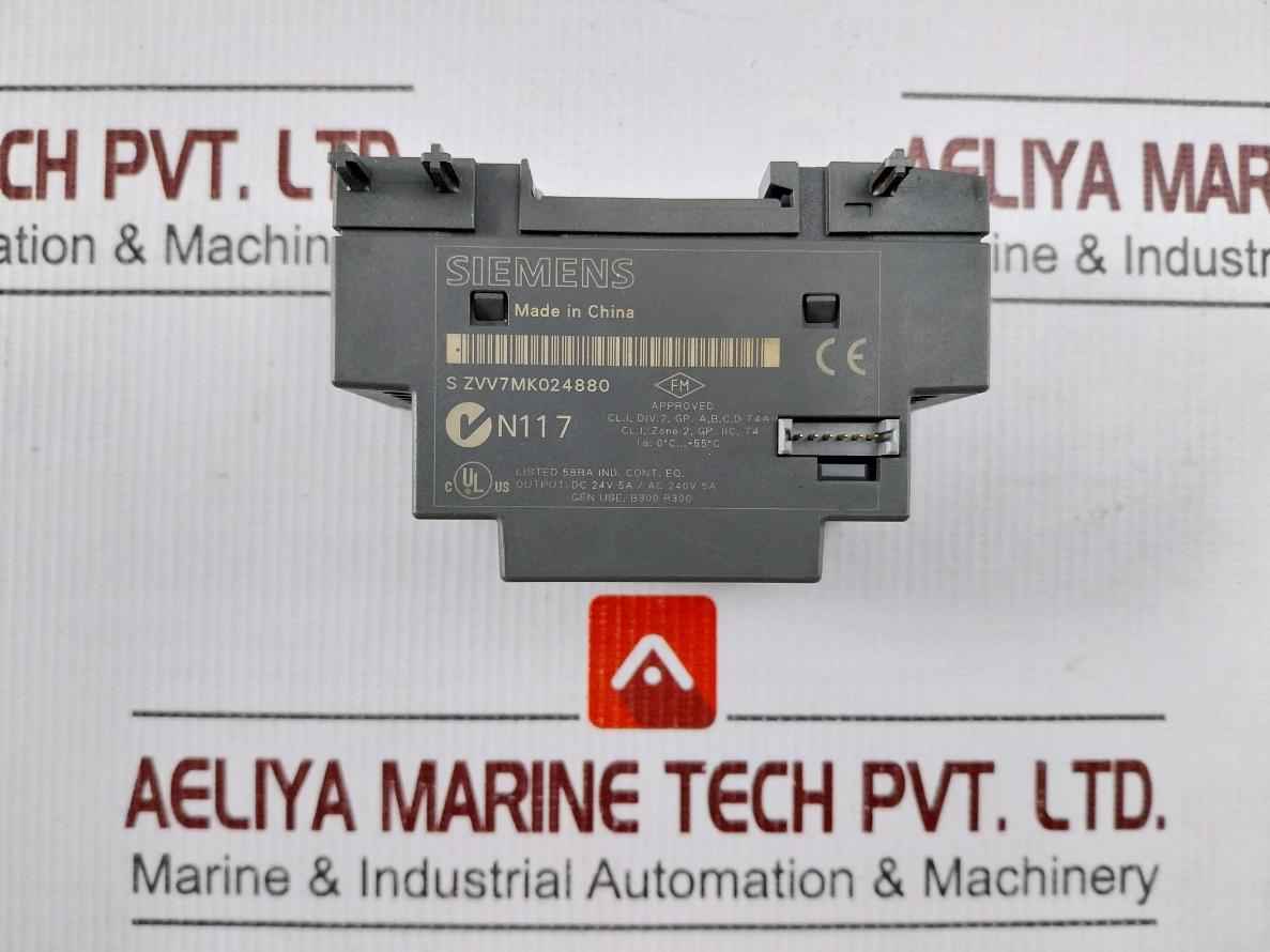 Siemens 6ed1 055-1fb00-0ba1 Expansion Module Ac/dc 115-240v 5a