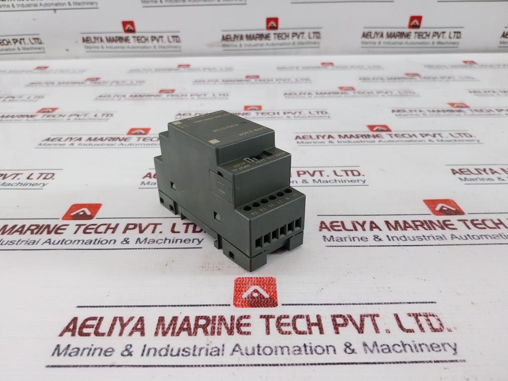 Siemens 6Ed1 055-1Fb00-0Ba1 Logo! Expansion Module Dm8 230R 4Xrelay Output 5A