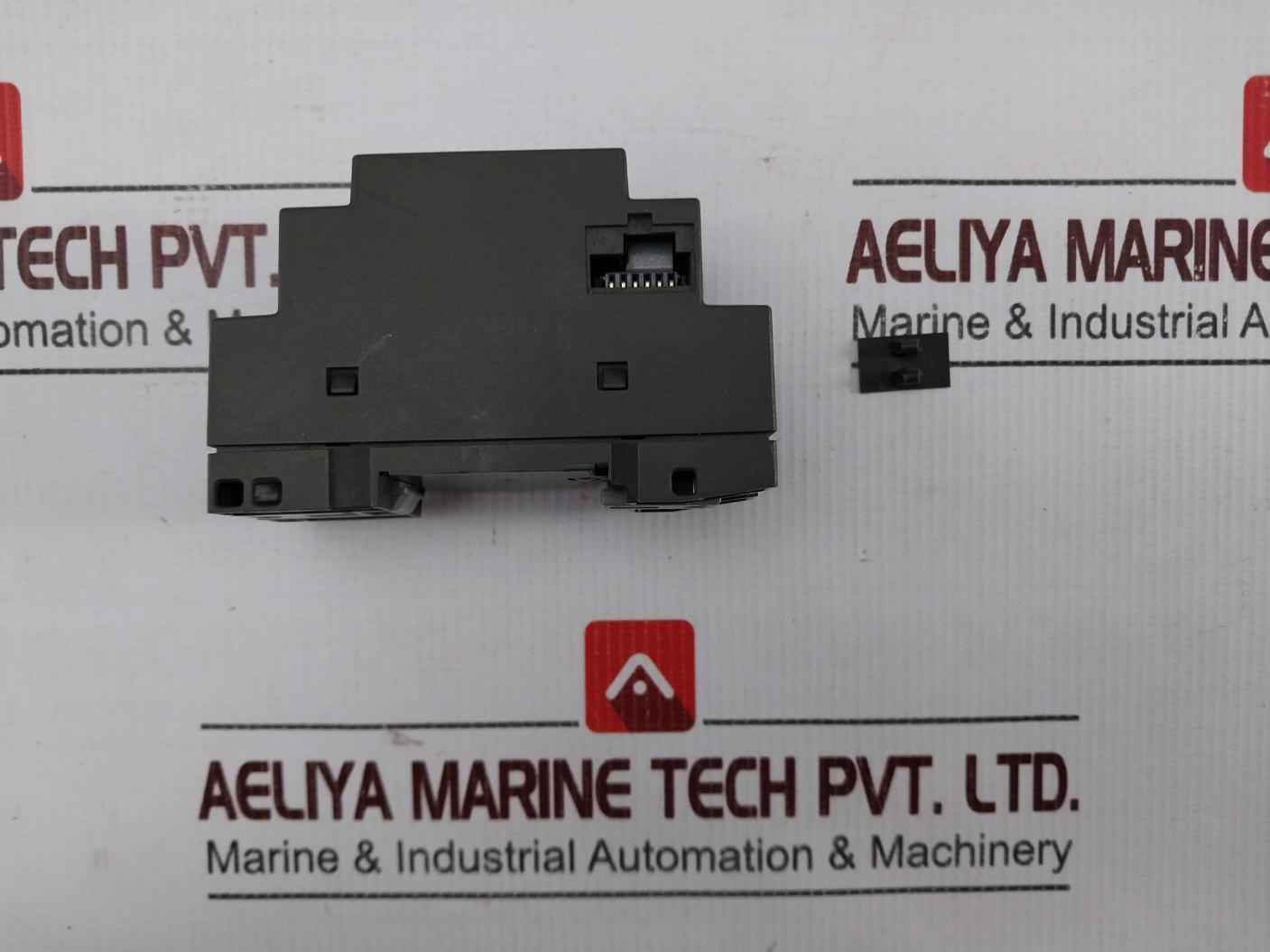 Siemens 6ed1 055-1mb00-0ba1 Dm8 12/24r Expansion Module 12/24v 5a