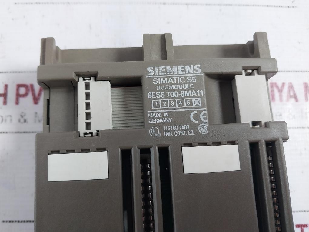 Siemens 6es5 700-8ma11 Bus Rack Module E-stand 06