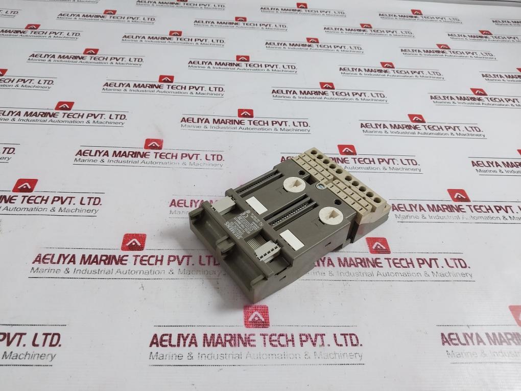 Siemens 6es5 700-8ma11 Bus Rack Module E-stand 06