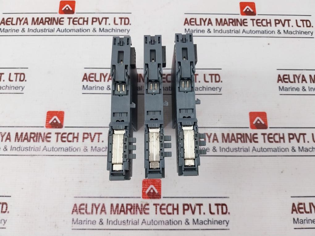 Siemens 6es7132-6bh01-0ba0 Simatic Et 200sp Digital Output Module