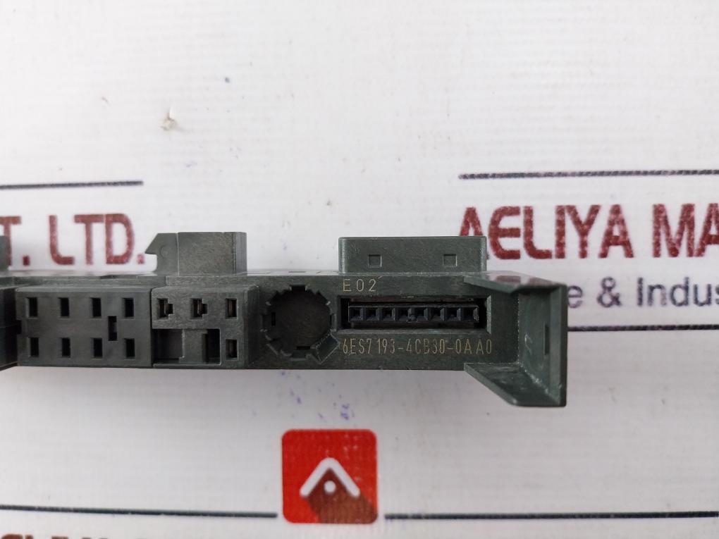 Siemens 6Es7 193-4Cb30-0Aa0 Terminal Module Tm-e15C24-01 60 Gm