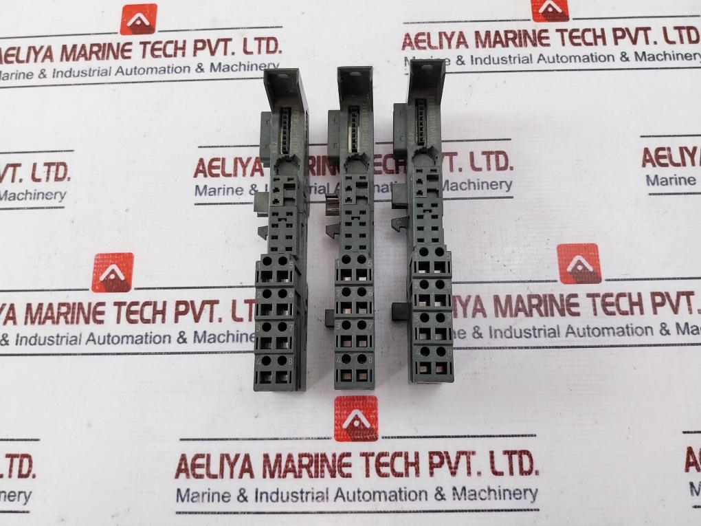 Siemens 6Es7 193-4Cb30-0Aa0 Terminal Module Tm-e15C24-01