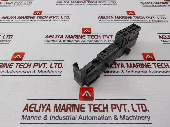 Siemens 6Es7 193-4Cb30-0Aa0 Terminal Module Tm-e15C24-01 60 Gm