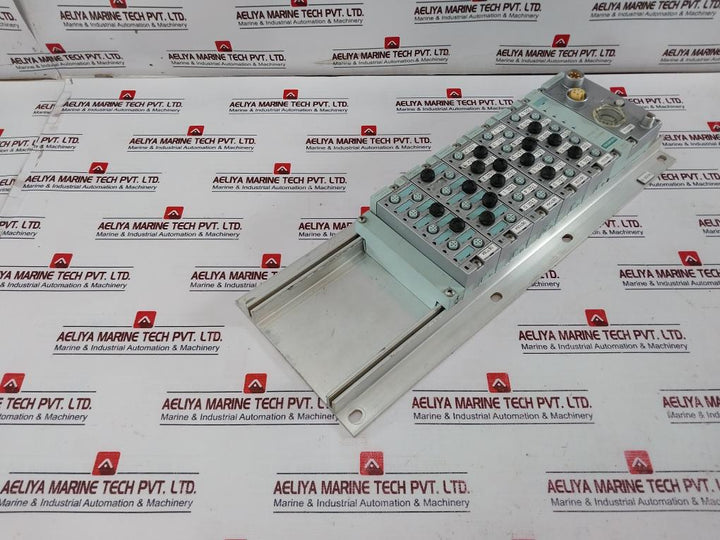 Siemens Simatic 6es7 194-4ga00-0aa0 Et 200pro Module Rack
