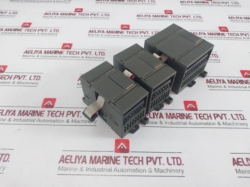 SIEMENS 6ES7 223-1BH22-0XA8 SIMATIC S7-200 Digital I/O Module EM 223 CN DC/DC