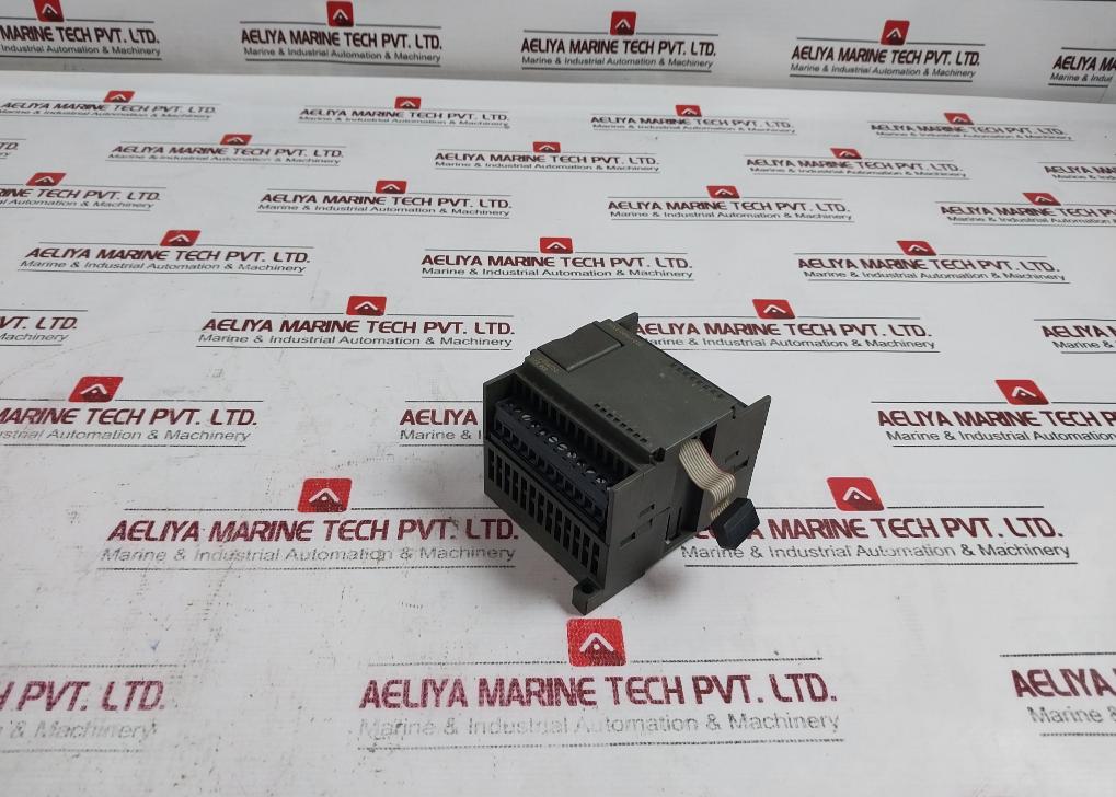 Siemens 6Es7 223-1Ph22-0Xa0 Dc/Relay 8X24Vdc Input 15-30V
