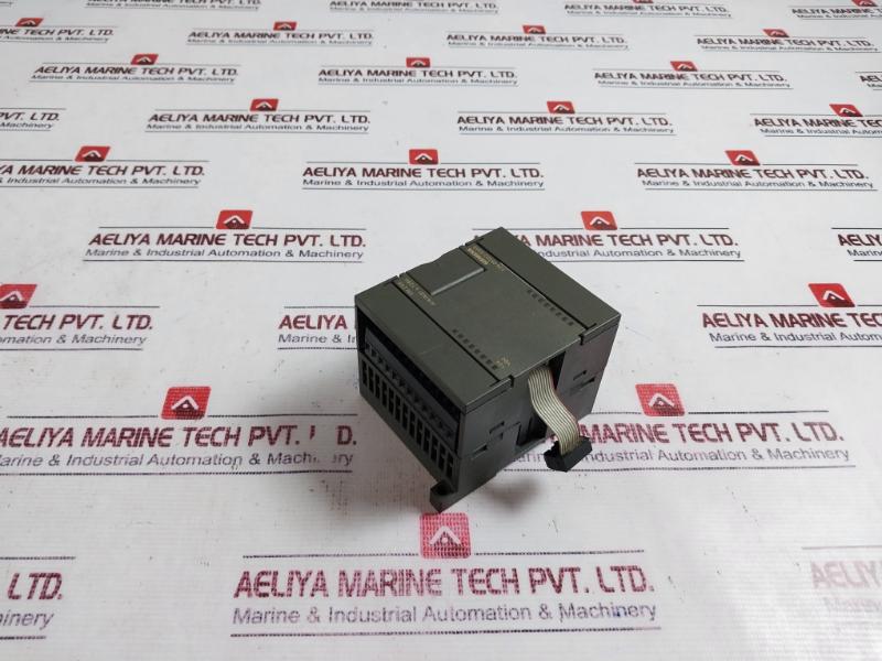 Siemens 6Es7 235-0Kd22-0Xa0 Electronic Module Em235 Ai 4/Aq 1 X 12 Bit