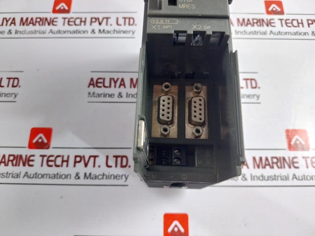 Siemens Simatic S7-300 Central Processing Unit With Mpi Integr. Power Supply 24 V Dc