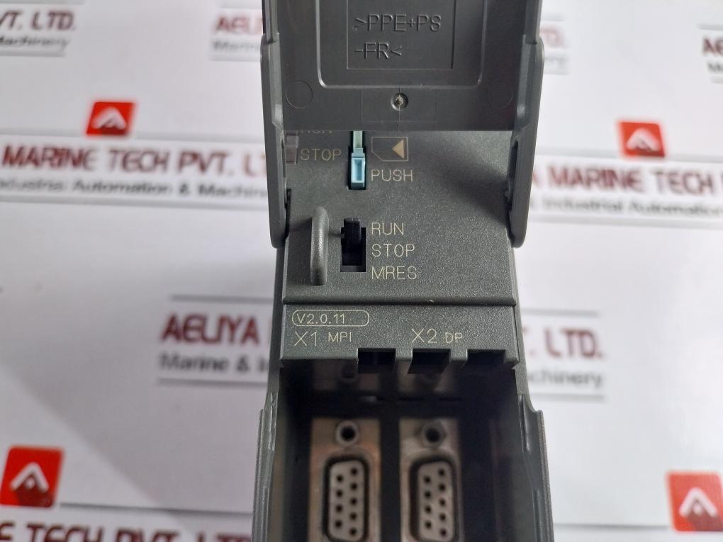 Siemens Simatic S7-300 Central Processing Unit With Mpi Integr. Power Supply 24 V Dc