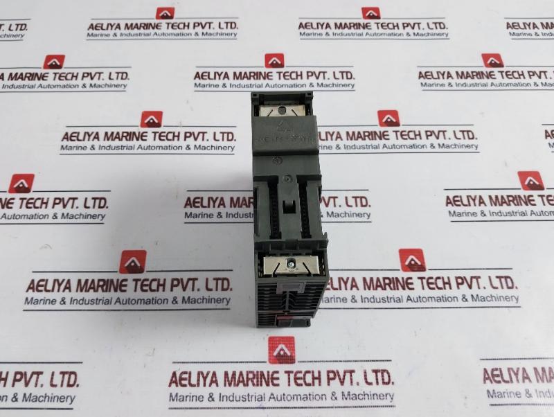Siemens 6ES7 322-1BH01-0AA0 SM322 Digital Output Module