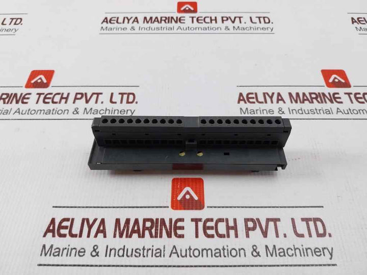 Siemens 6es7 392-1aj00-0aa0 Front Connector Terminal Block (e-stand 02)