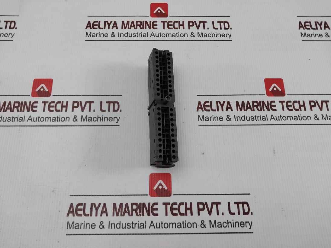 Siemens 6es7 392-1am00-0aa0 Front Connector Unit E-stand 01