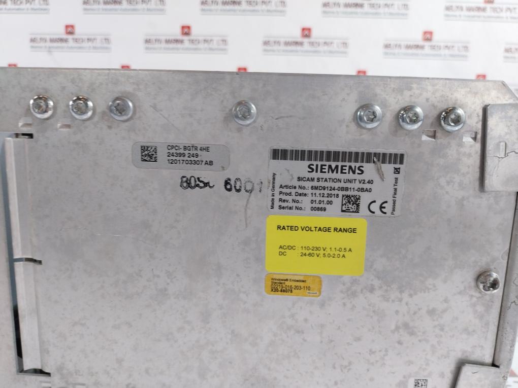 Siemens 6Md9124-0Bb11-0Ba0 Sicam Station Unit 110-230V Ac/Dc(Front Glass Broken)