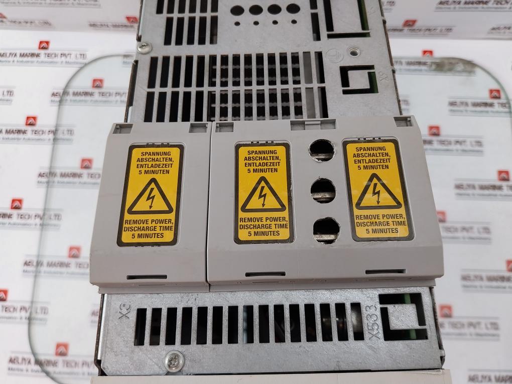 Siemens 6se7021-8tp50-z Masterdrives Mc Dc/ac Drive